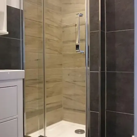 Basislager 11 Stock *